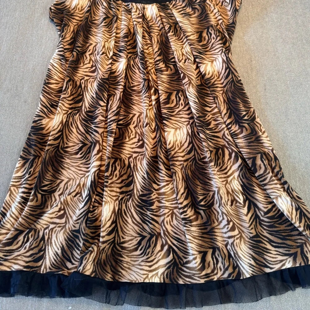 Vintage Studio Donatella Tiger Print Nightie - Picture 3 of 7